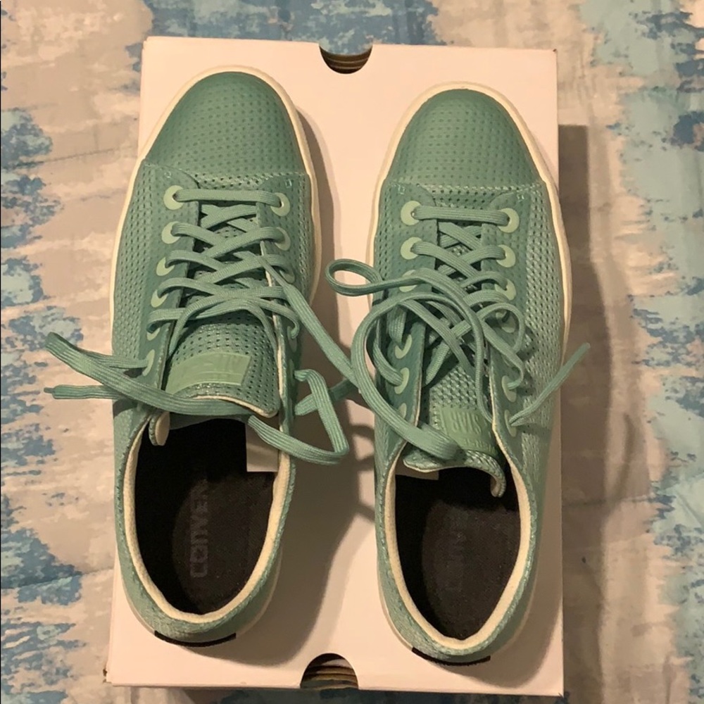 Chuck Taylor Modern